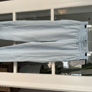 Womens LuLulemon ribbed HR joggers 
Brand new 
Light blue